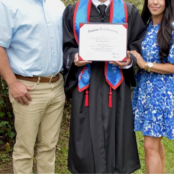 Floral Blue and White Mini Dress. Purchased from Avara. Tag states Sugarlips - Picture 8 of 8